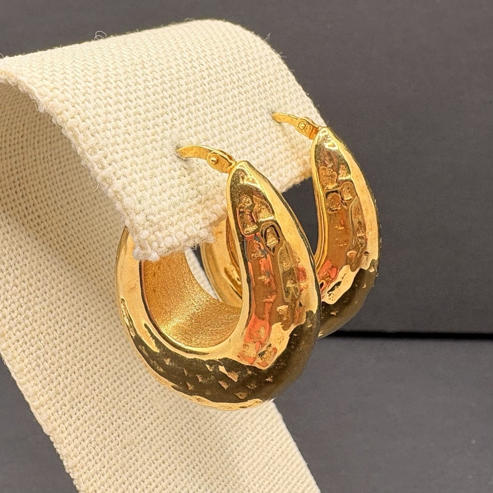 Italian Puffy Hoop Hammered Gold Tone Pierced Earrings Classic Signed Italy